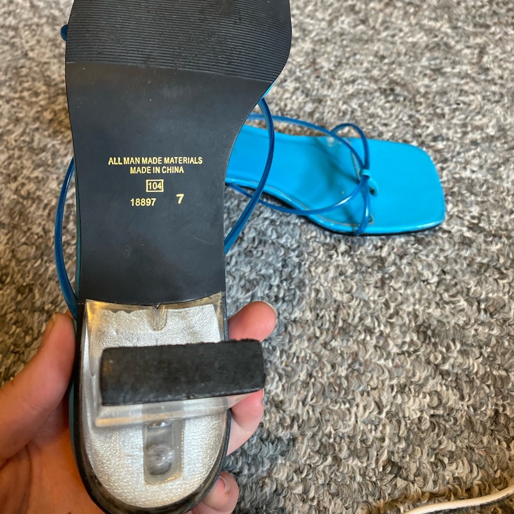 Blue Newport News Heels Size 7